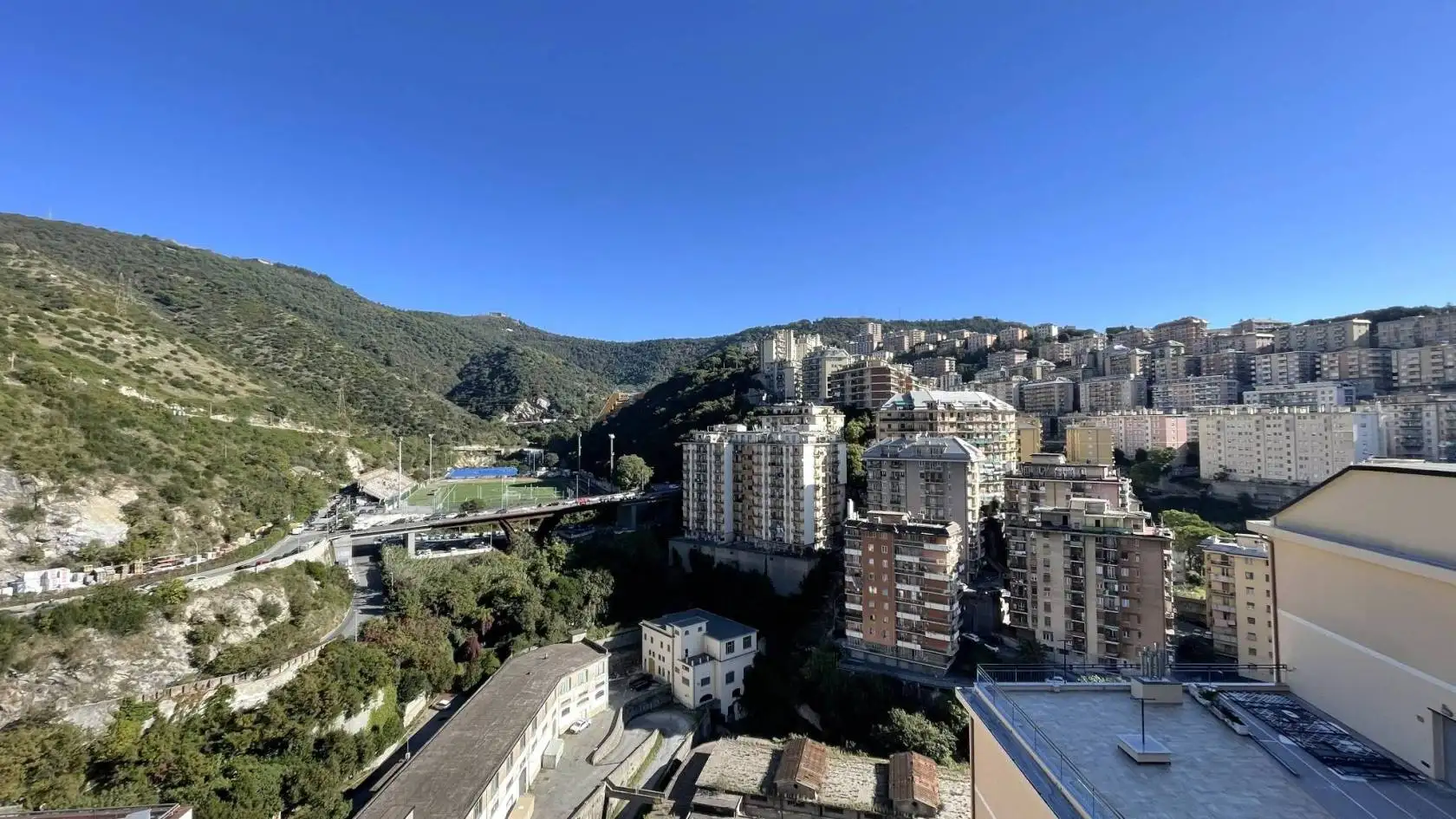 Appartamento in vendita a Genova