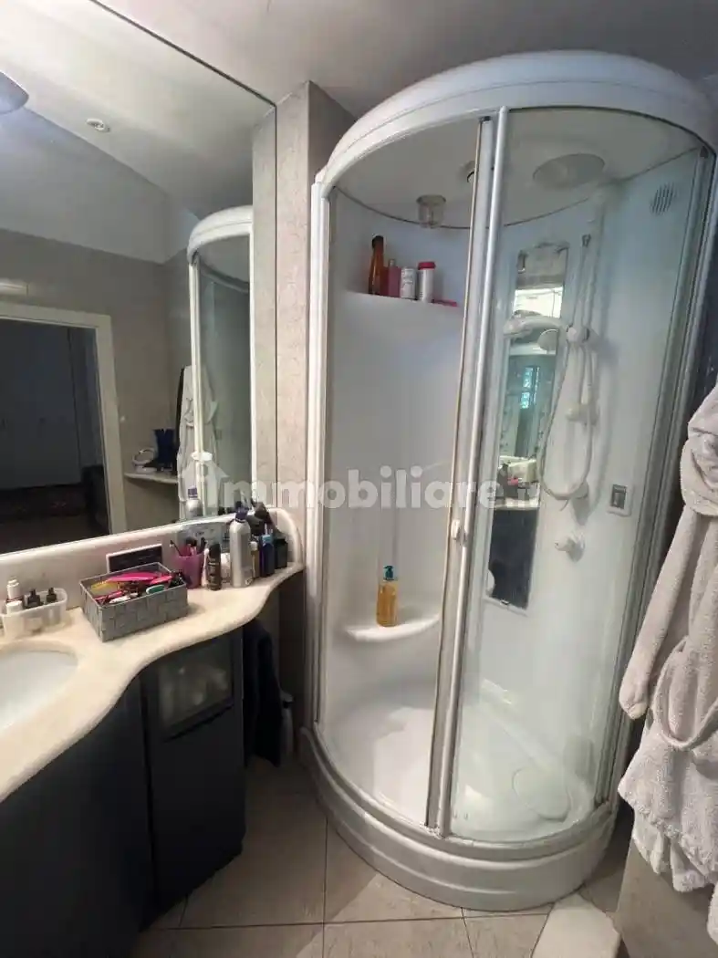 Bilocale ottimo stato, quarto piano, Largo Barriera - Ospedale Maggiore, Trieste - foto 5