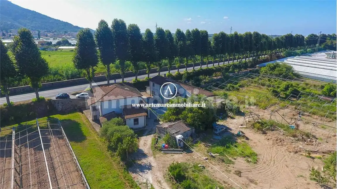 Rustico - Casale in vendita a Camaiore