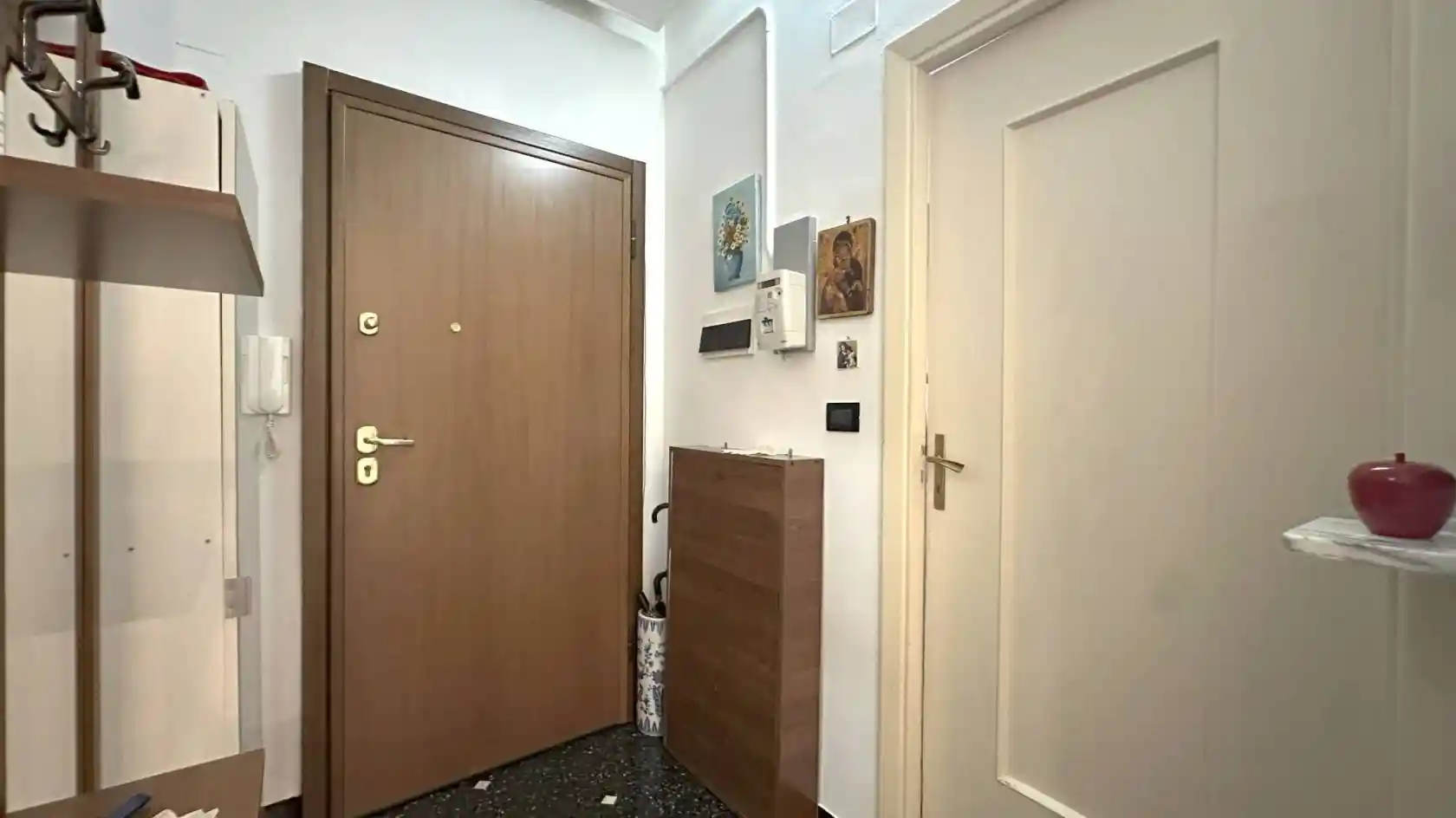 Quadrilocale via Bari 26, San Teodoro, Genova - foto 3