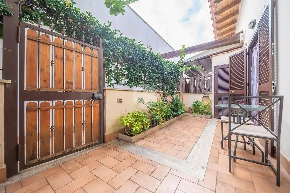 Villa a schiera via Appia Nuova 771, Arco di Travertino, Roma - foto 5