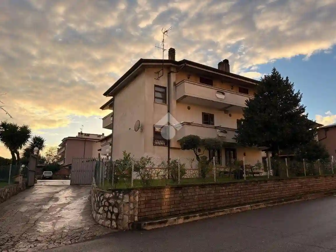 Palazzo - Edificio - foto 2