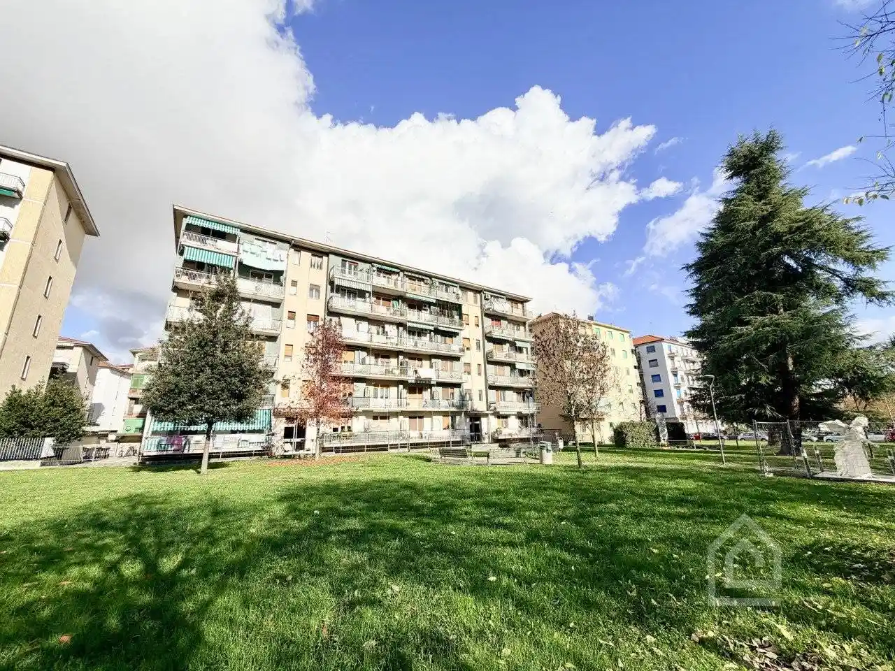 Trilocale via Candido Poggio 24, Valentino, Casale Monferrato - foto 2