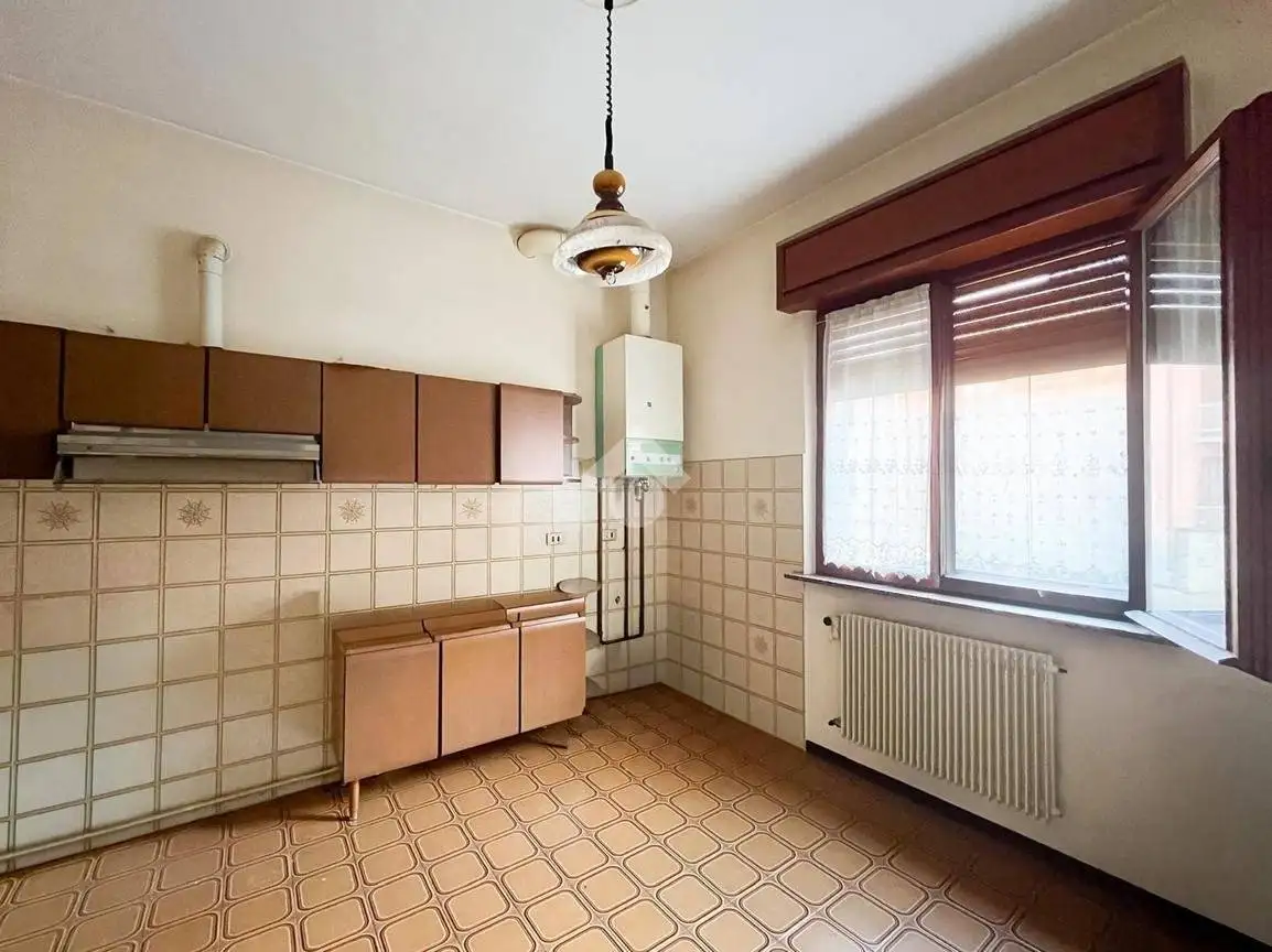 Appartamento in vendita a Piacenza