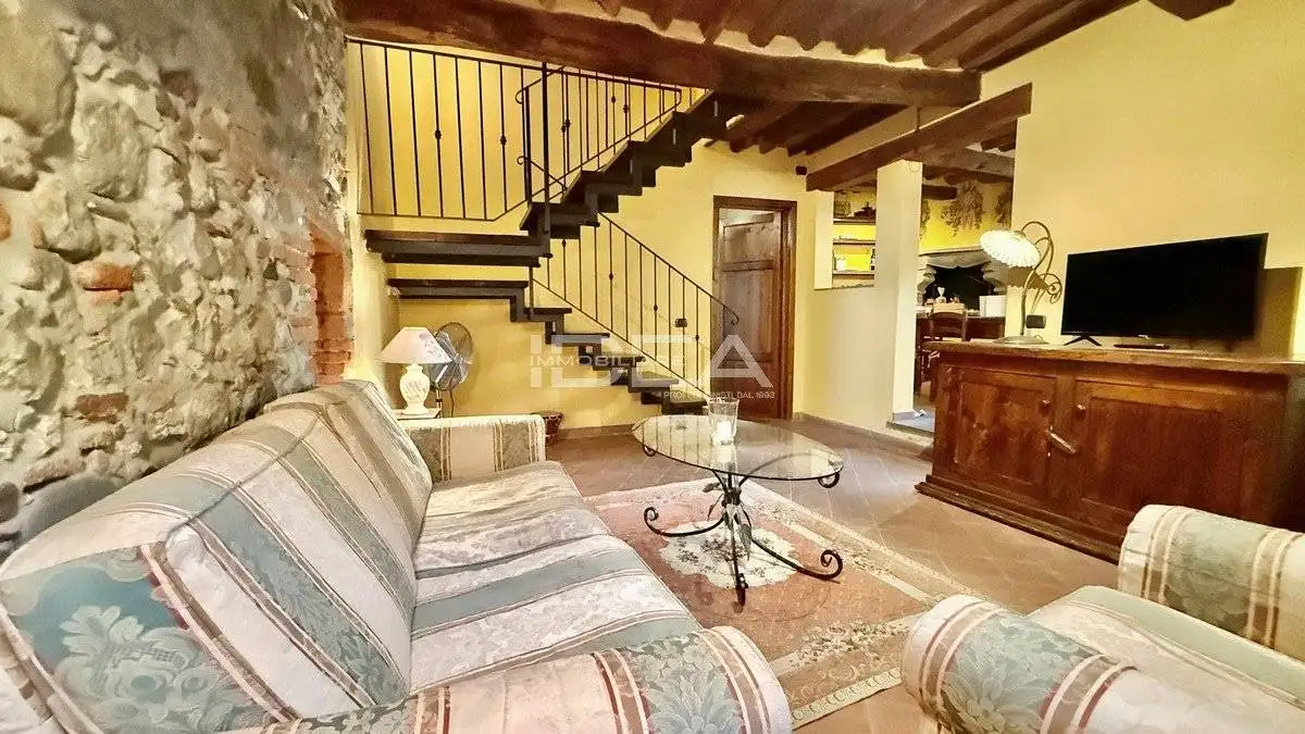 Casa indipendente in vendita a Lucca