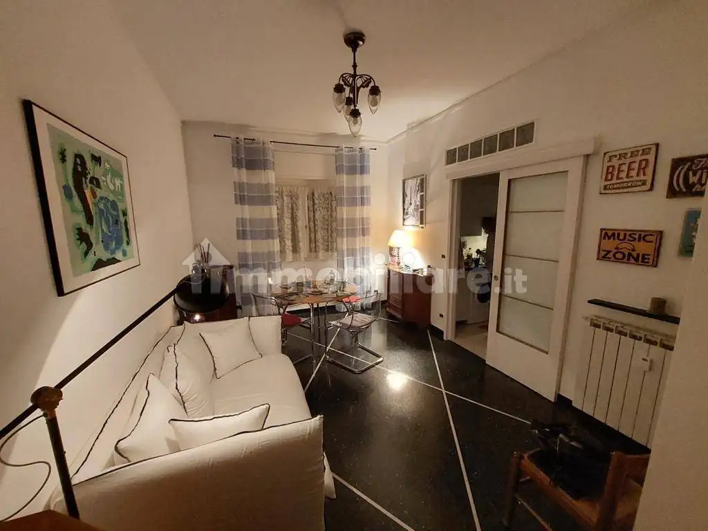 Appartamento in affitto a Genova