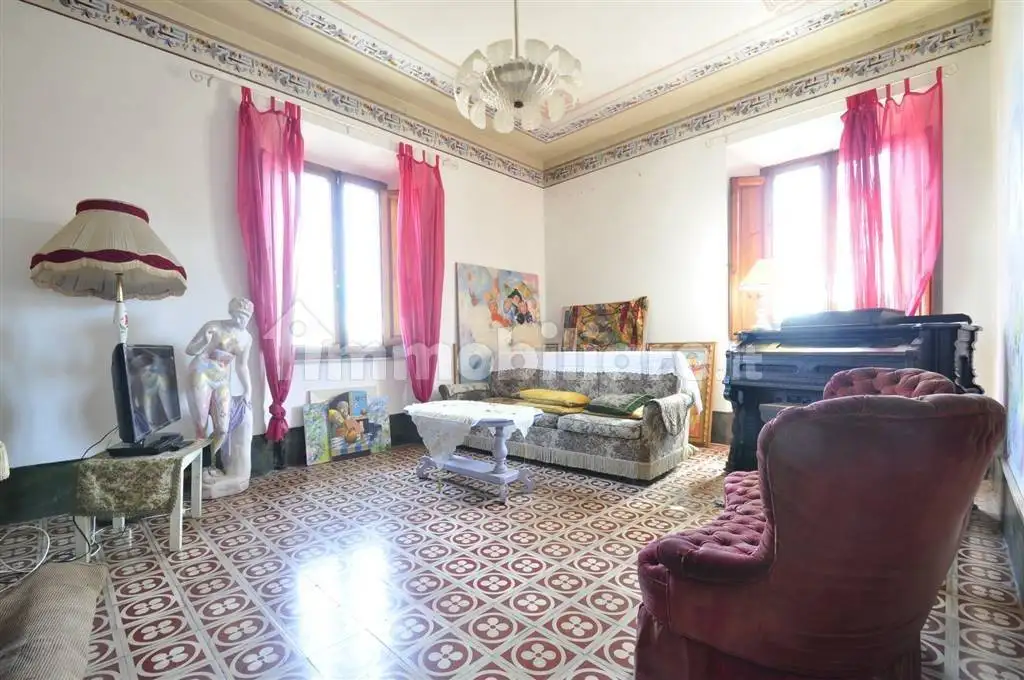 Appartamento in vendita a Suvereto