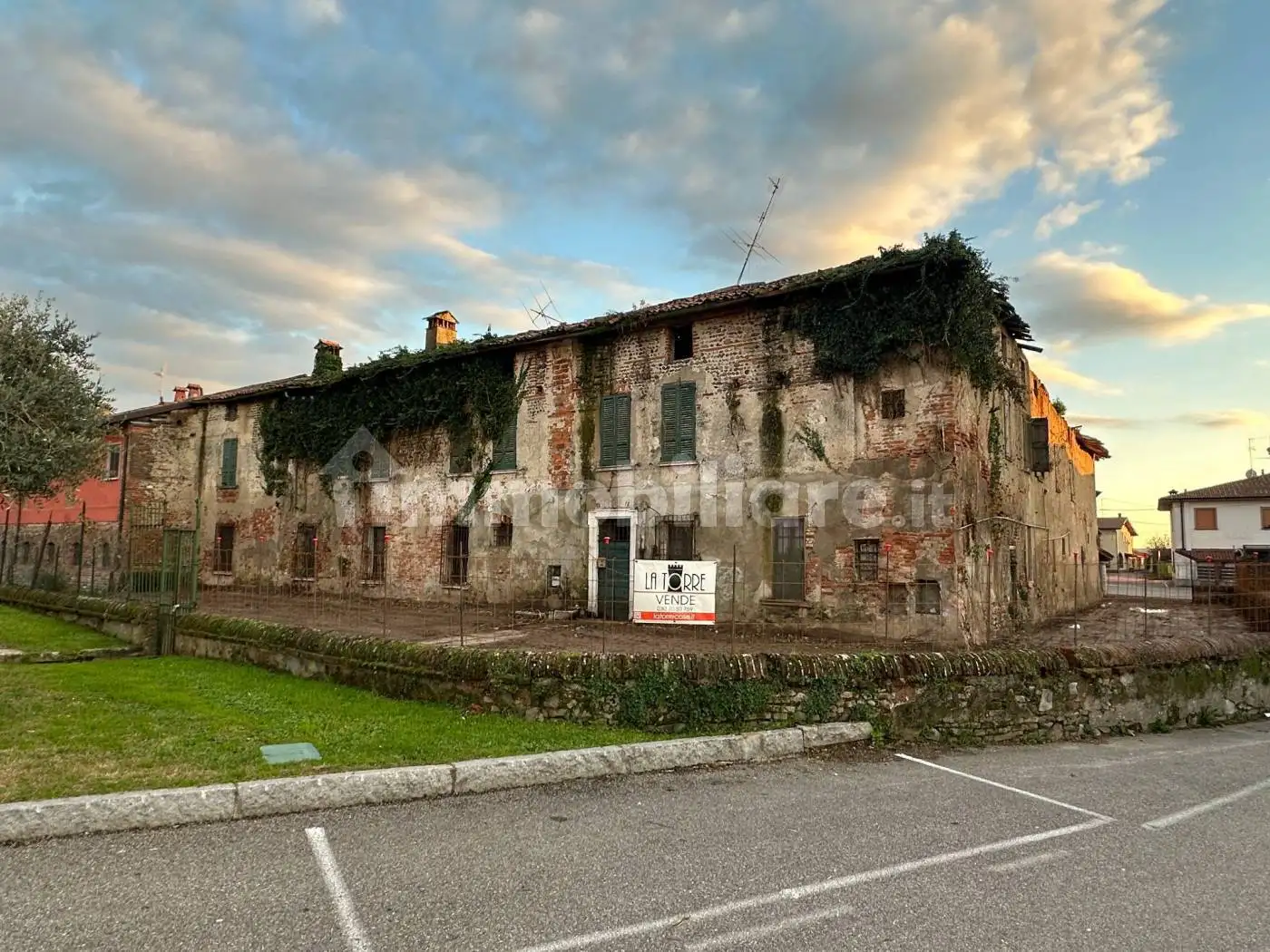 Rustico - Casale in vendita a Comezzano-Cizzago