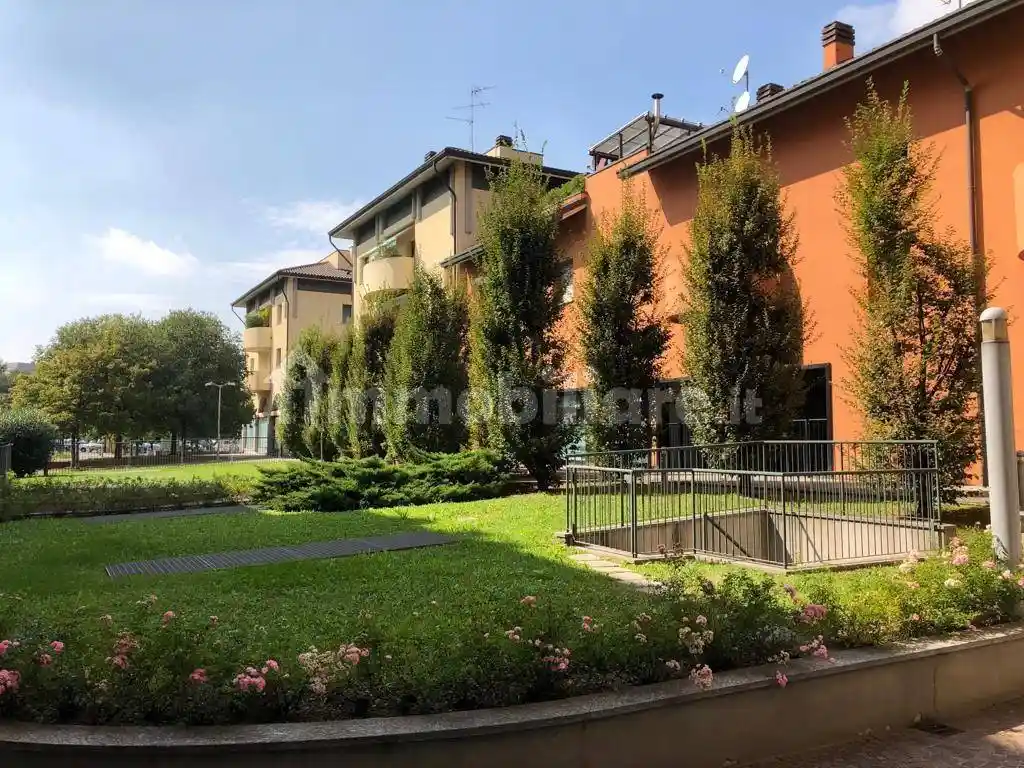 Trilocale via Giacomo Matteotti 1/A, Stazione, Lissone - foto 3