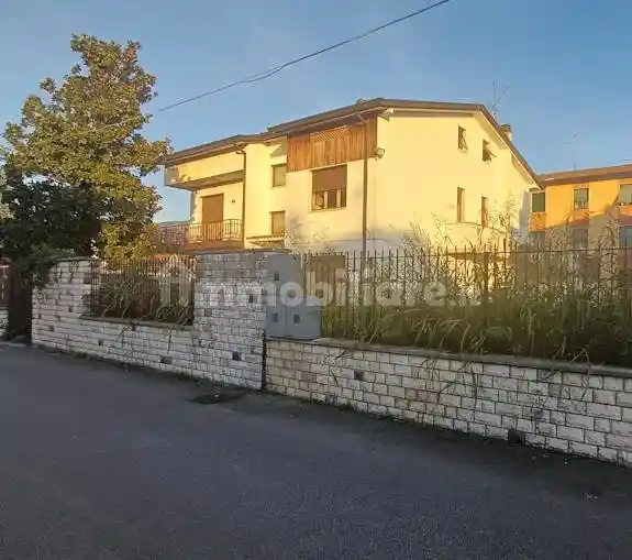 Villa unifamiliare, da ristrutturare, 618 m², Panoramica, Brescia - foto 4