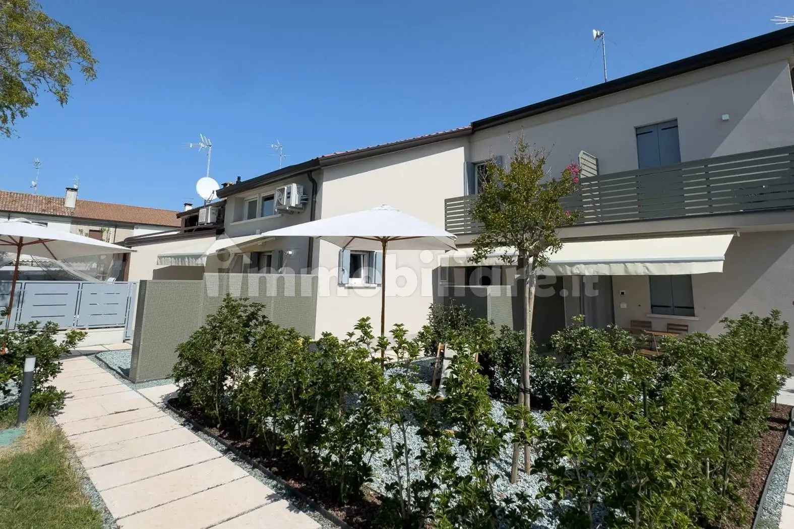 Palazzo - Edificio in vendita a Porto Tolle