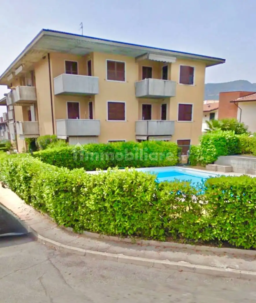 Appartamento in vendita a Garda