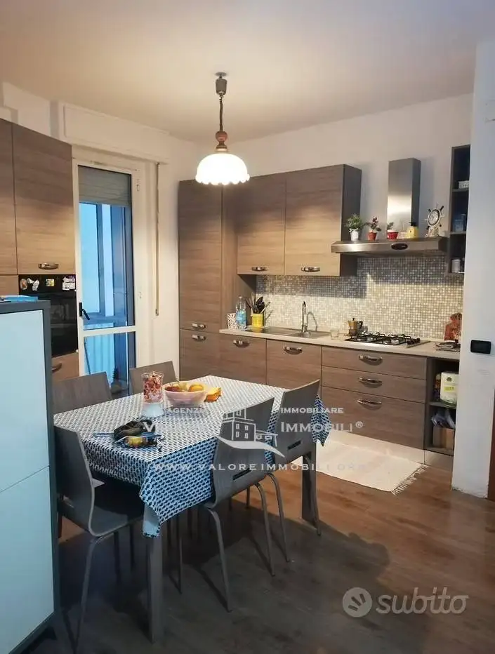 Appartamento in vendita a Livorno