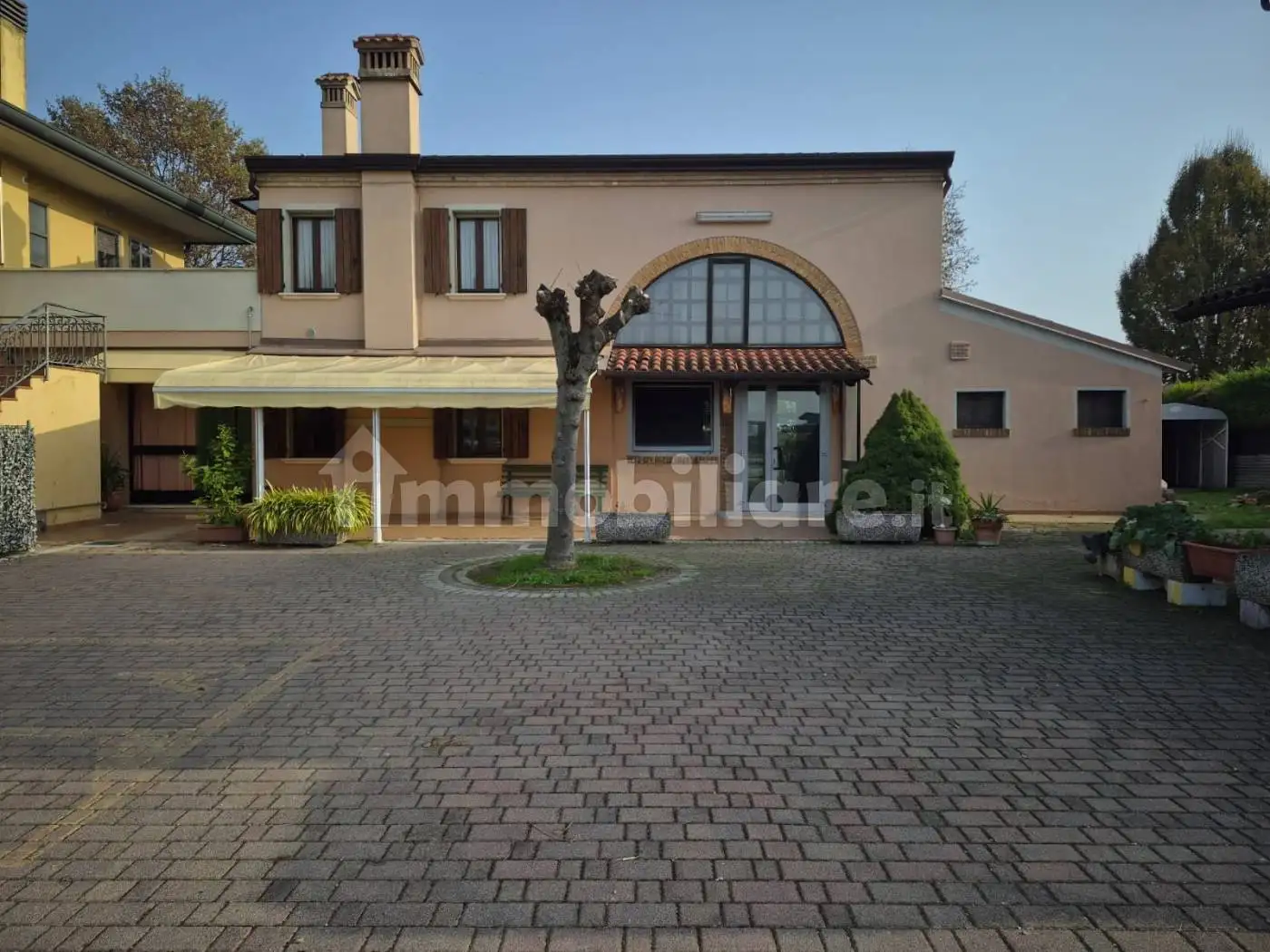 Villa in vendita a Brugine