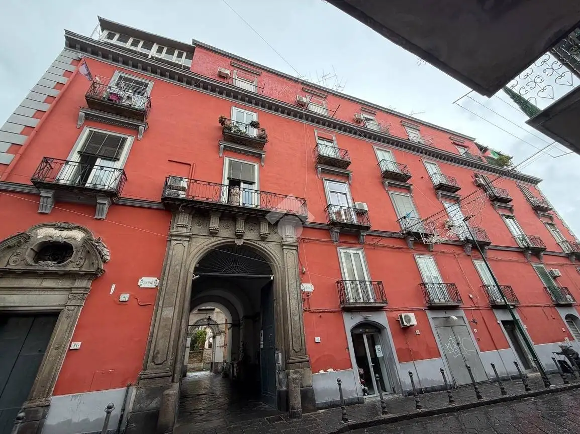 Appartamento in vendita a Napoli