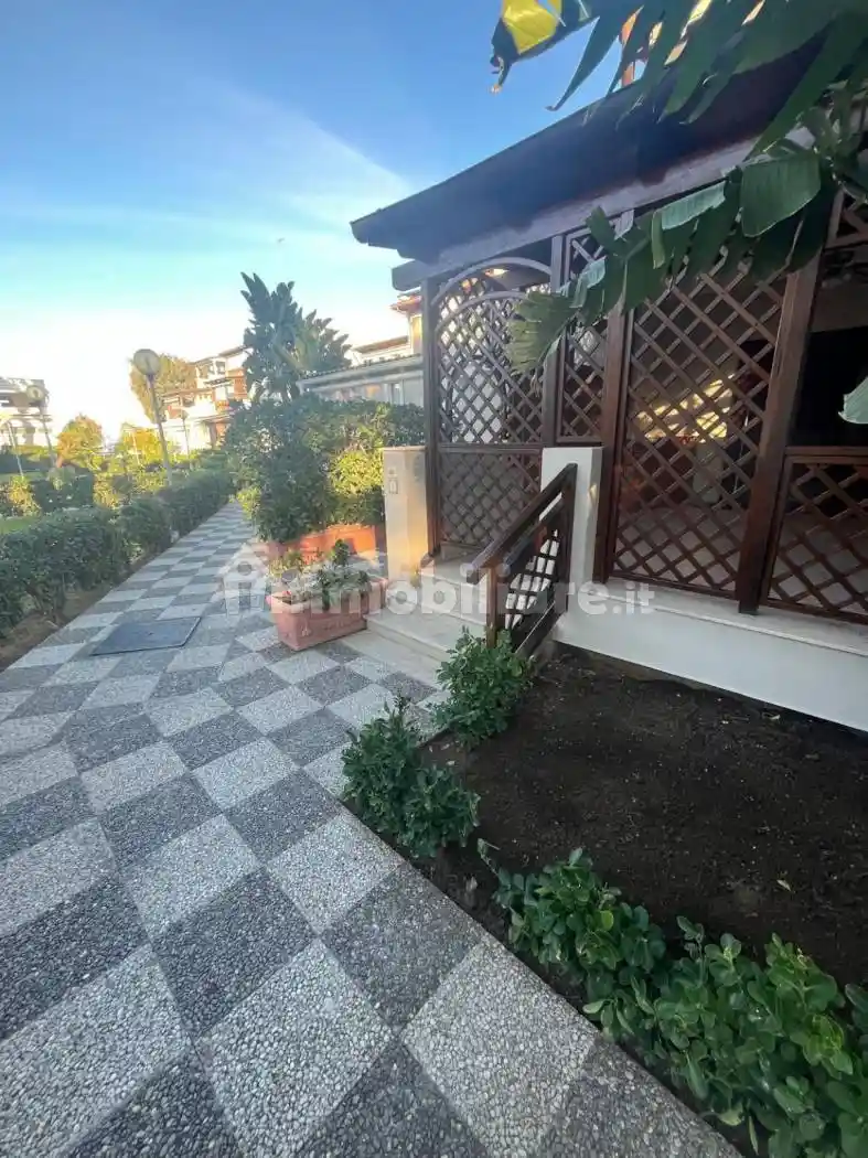 Bilocale viale Regina Elena 46, Via Trani - Madonna dello Sterpeto, Barletta - foto 2