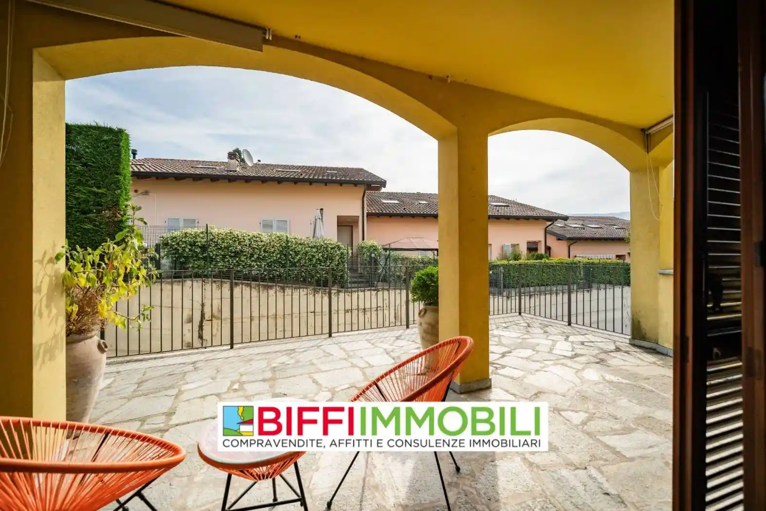 Bilocale ottimo stato, piano rialzato, Centro, Erba - foto 3