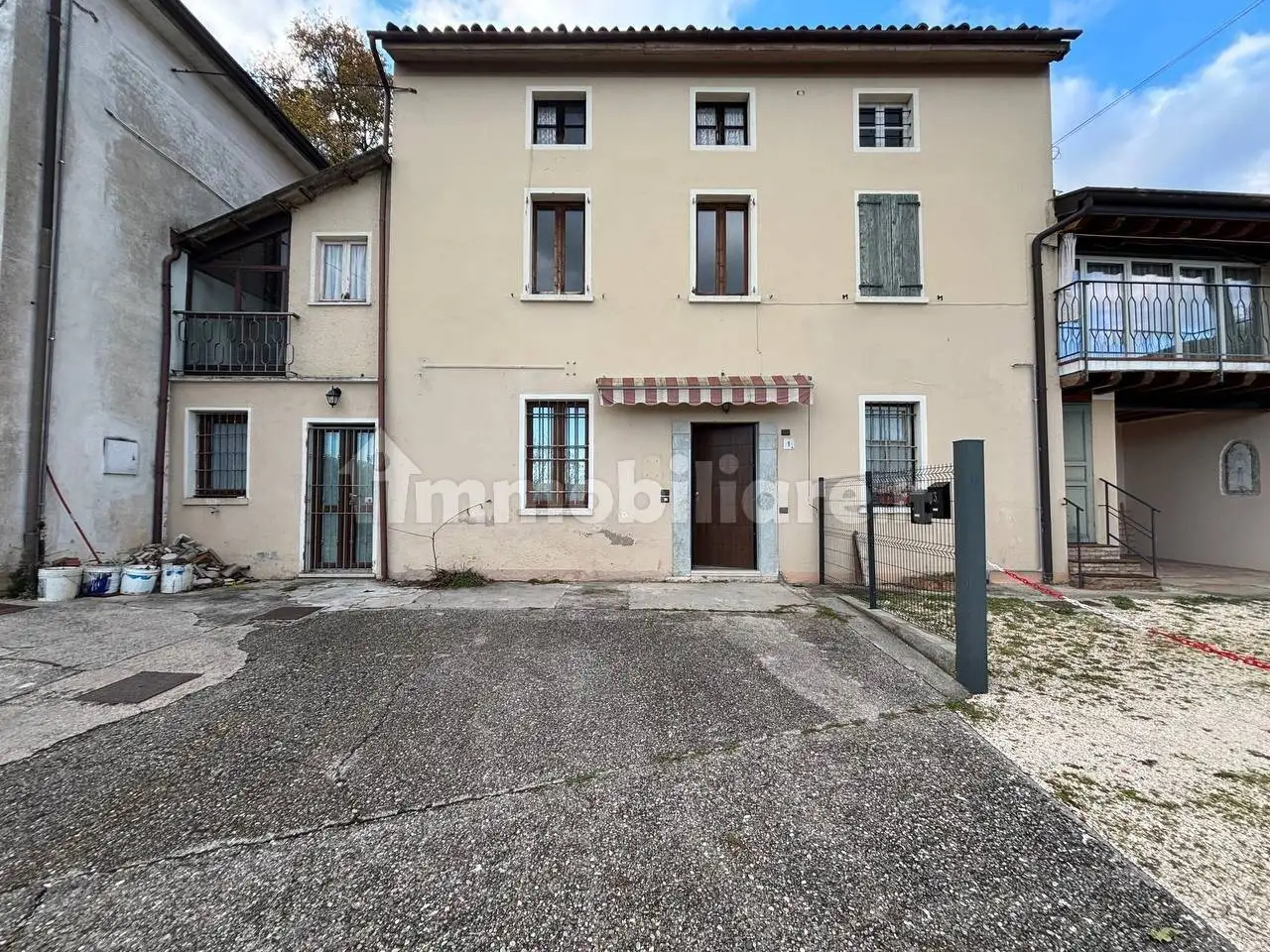 Casa indipendente in vendita a Botticino