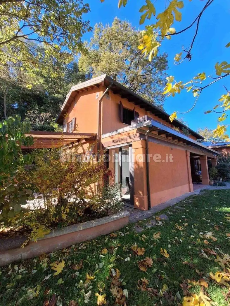 Casa indipendente in affitto a Bologna