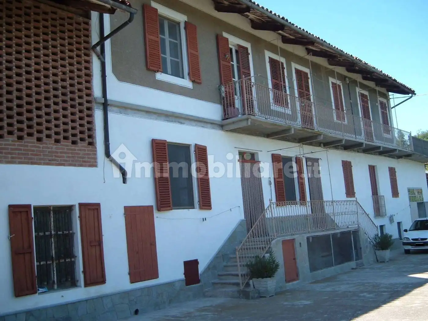 Appartamento in affitto a Robella