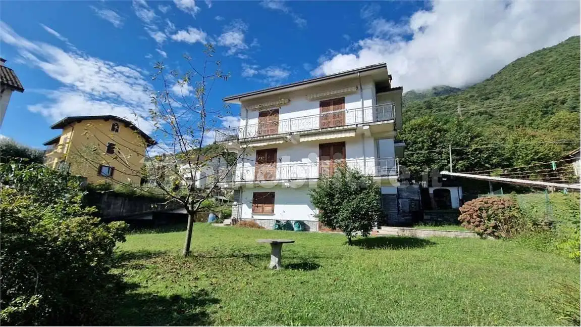 Villa in vendita a Gravellona Toce