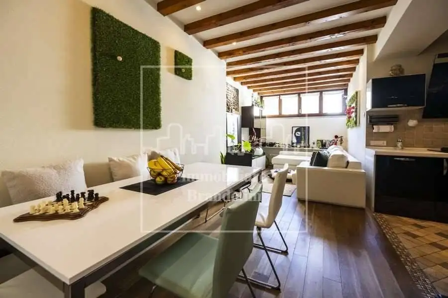 Appartamento in vendita a Casciago