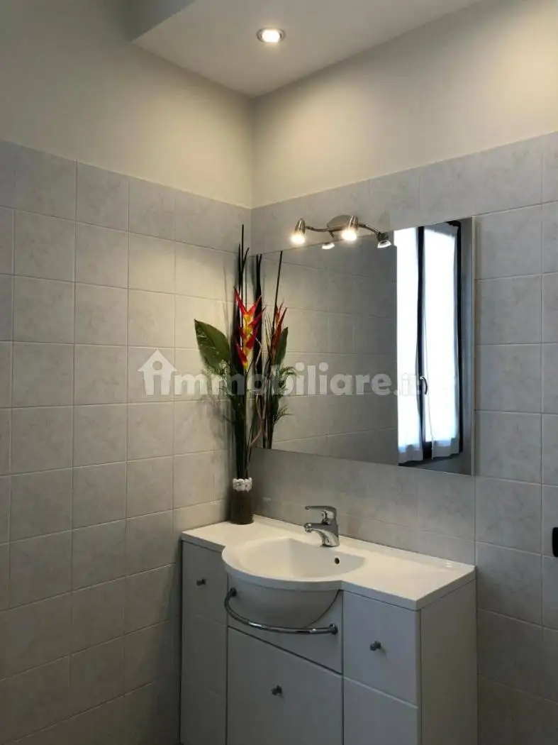 Trilocale via Angelo Longoni, Semicentro, Cantù - foto 5