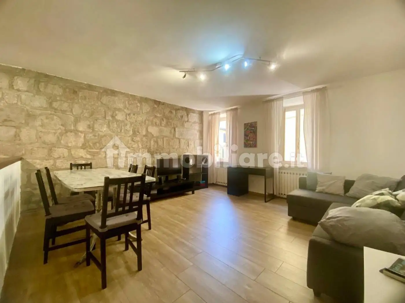 Appartamento in affitto a Lucca