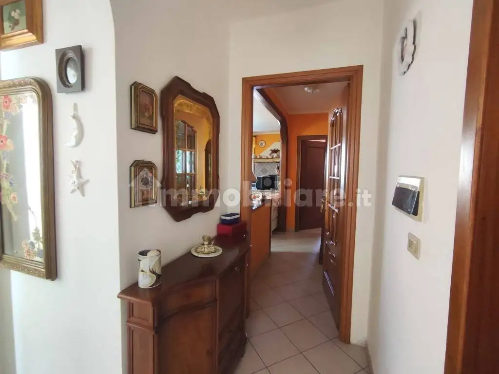 Trilocale via Domenico Azuni 17, Centro, Bosa - foto 2