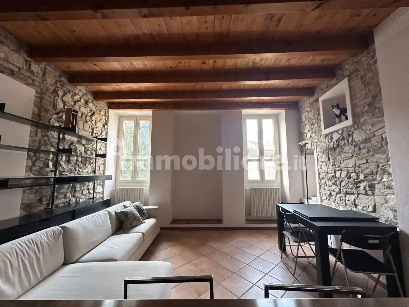 Bilocale Contrada Santa Chiara 29, Castello - Via Musei, Brescia - foto 3