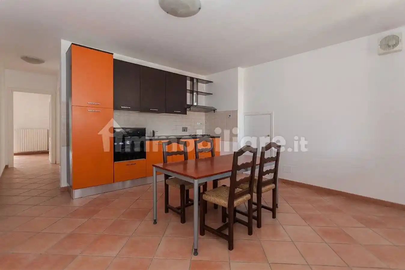 Trilocale via Mario Caudana 118/9, Centro, Castiglione Torinese - foto 3