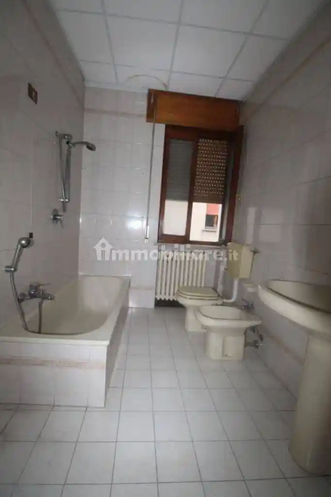 Quadrilocale via Giacomo Zanella, Centro, Chiampo - foto 4