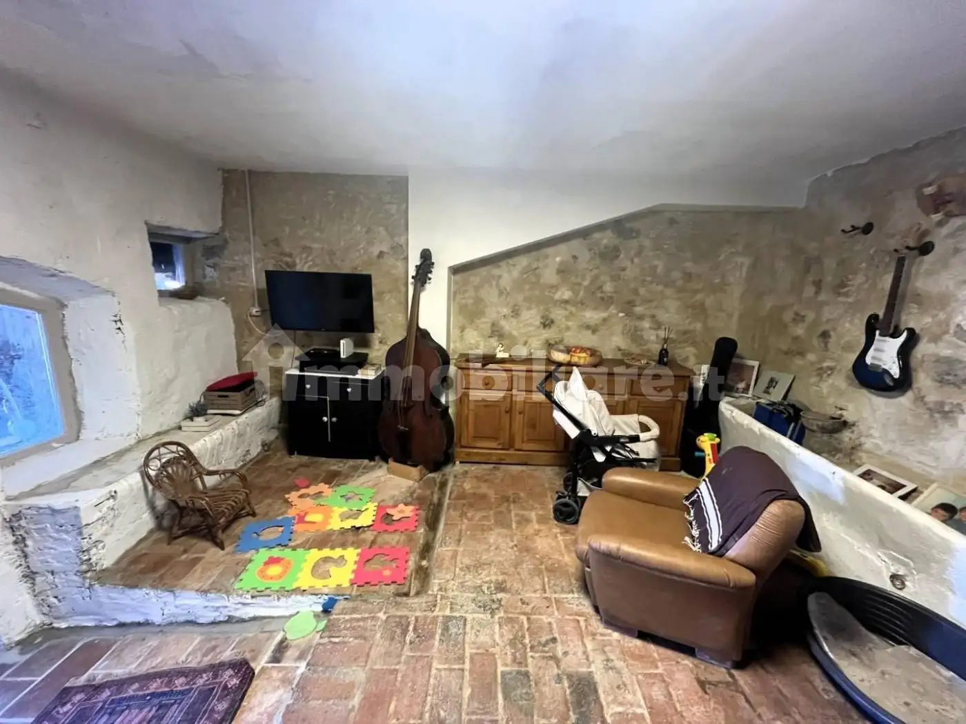 Casa indipendente in vendita a Casole d'Elsa