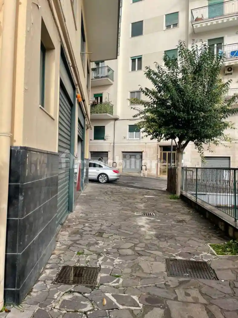 Quadrilocale via San Francesco di Paola, Centro Storico - Teatro Verdi, Salerno - foto 3