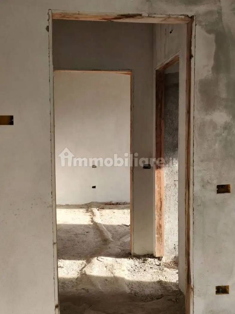 Terratetto unifamiliare via Palestro 3, Centro, Casalzuigno - foto 5