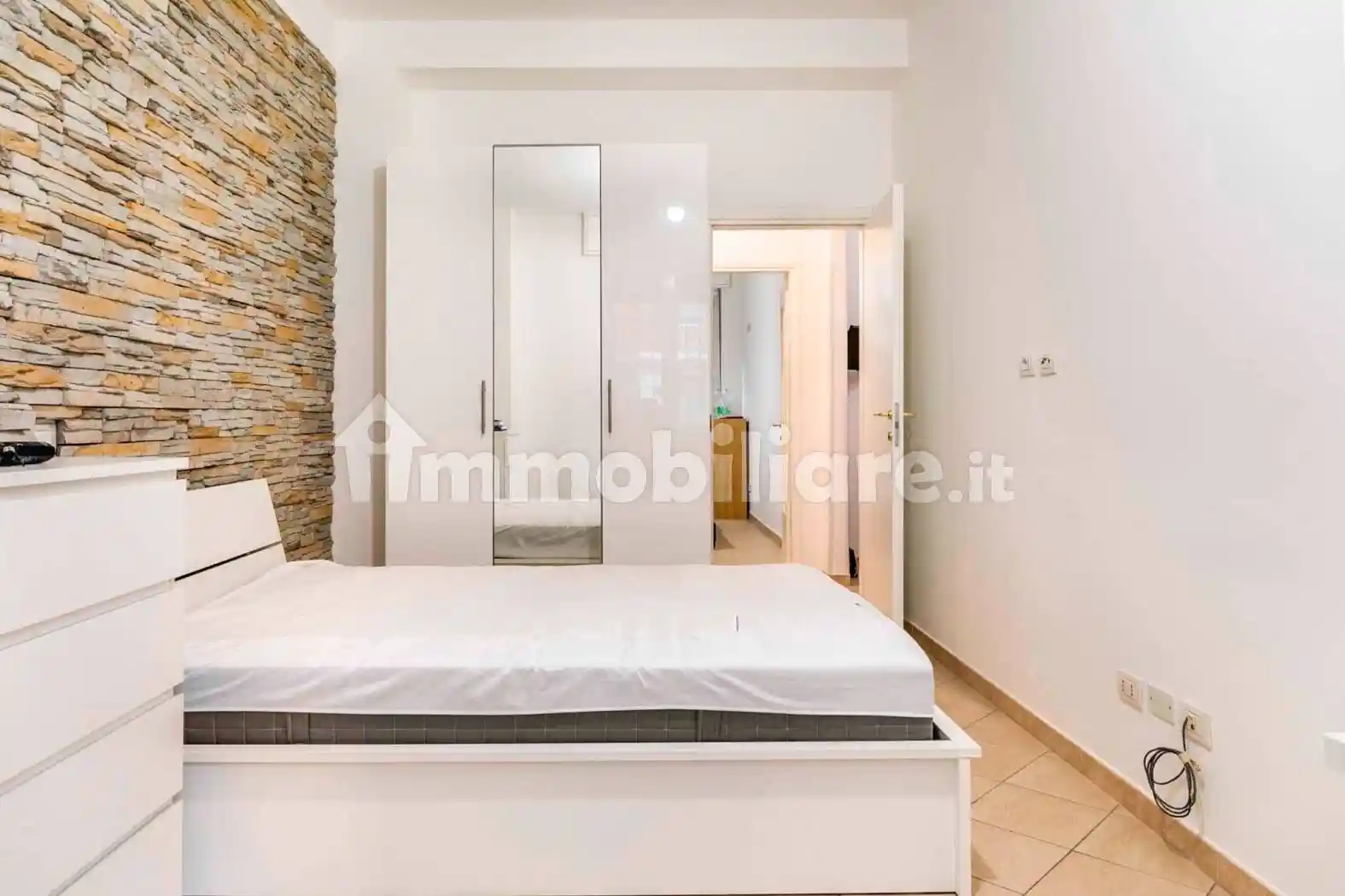 Bilocale via Francesco Caracciolo 26, Cenisio, Milano - foto 5