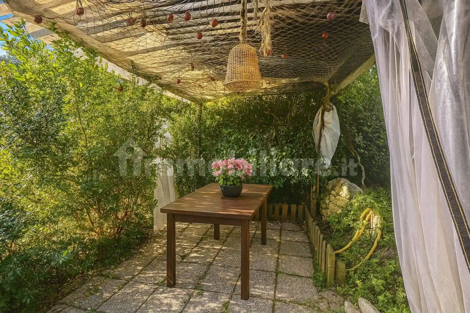 Villa in vendita a Follo