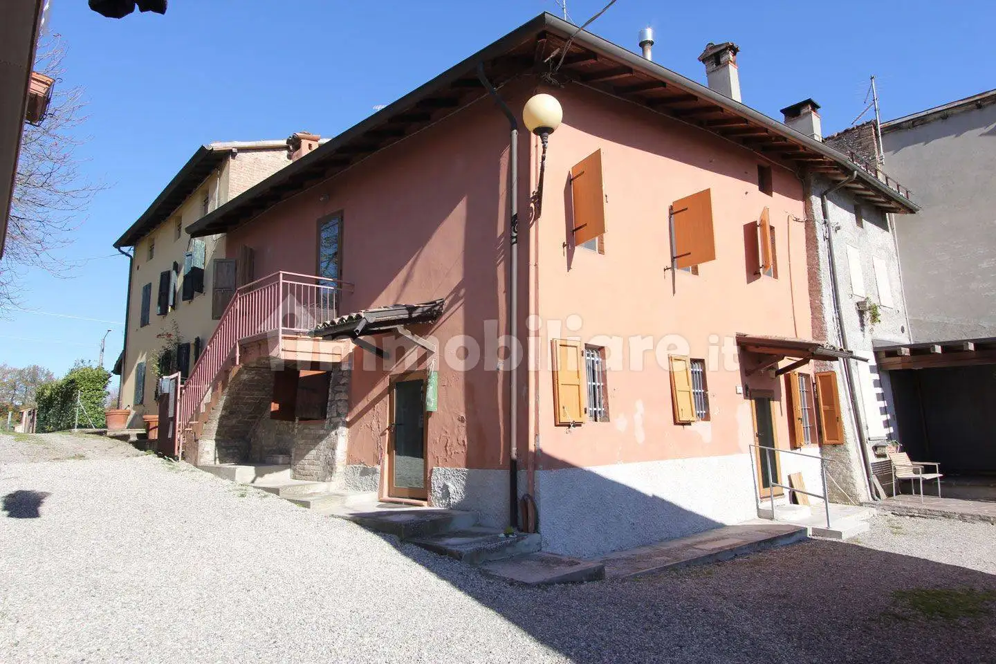 Villetta a schiera in vendita a Langhirano