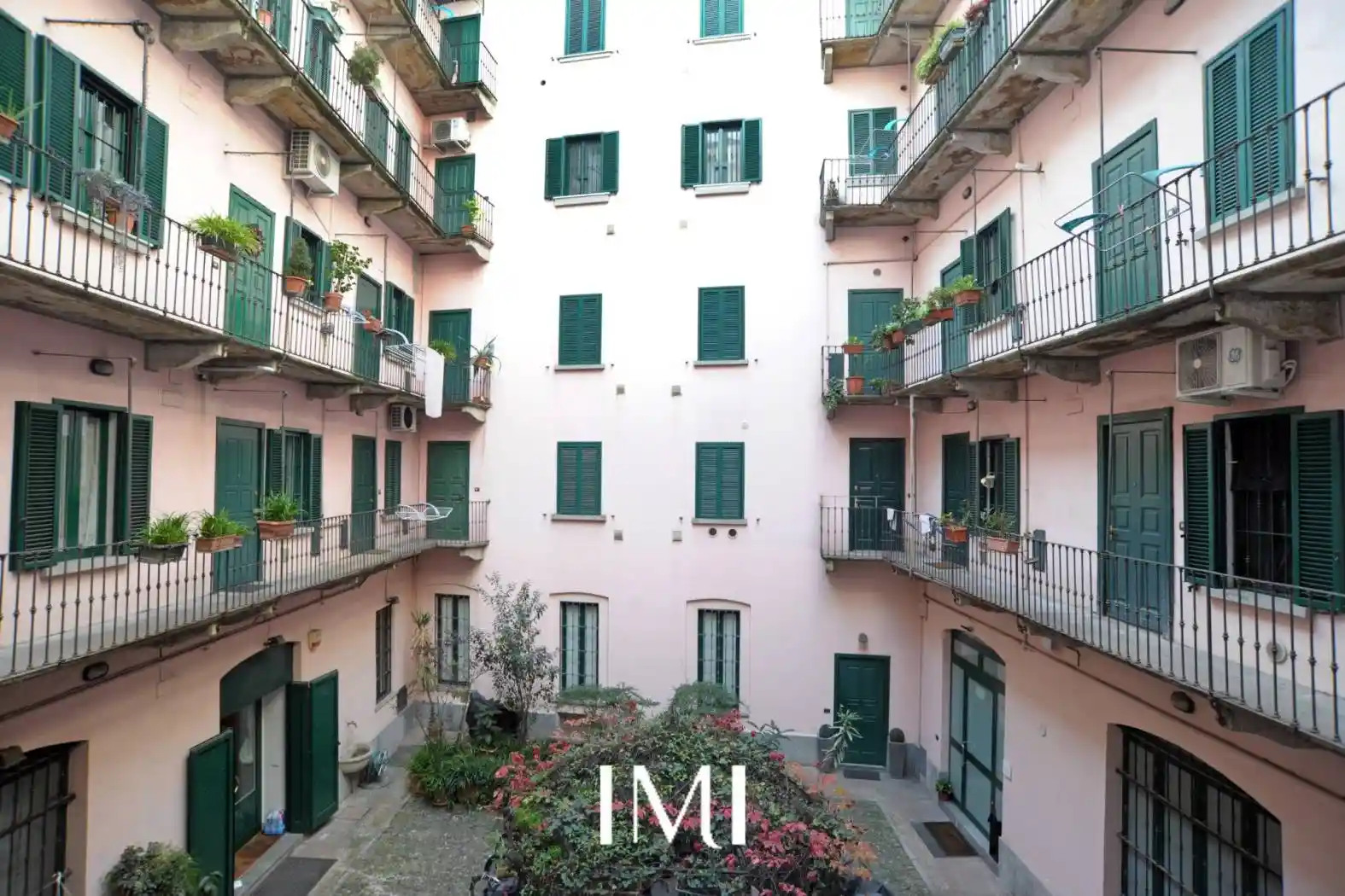 Bilocale via Luigi Canonica 87, Paolo Sarpi, Milano - foto 2