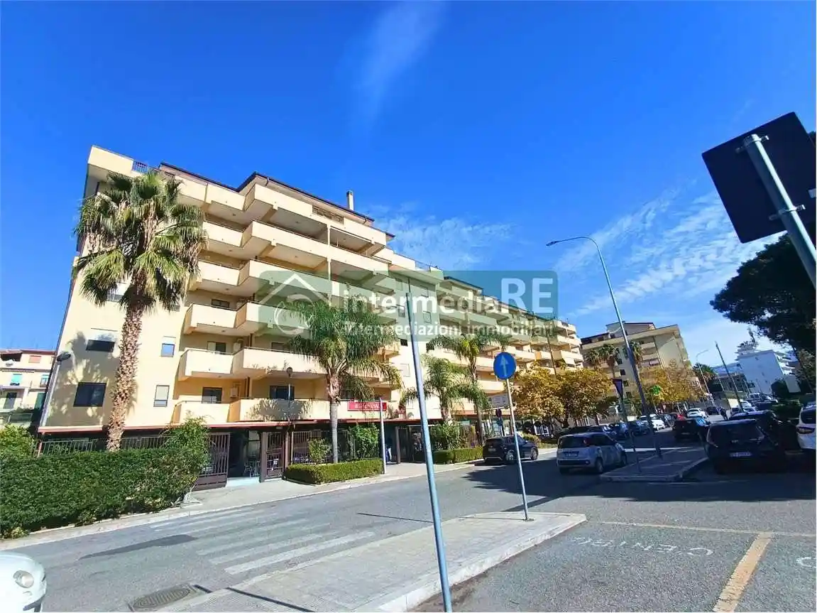 Quadrilocale via Del Gelsomino, 45, Trabocchetto - Spirito Santo, Reggio Calabria - foto 2