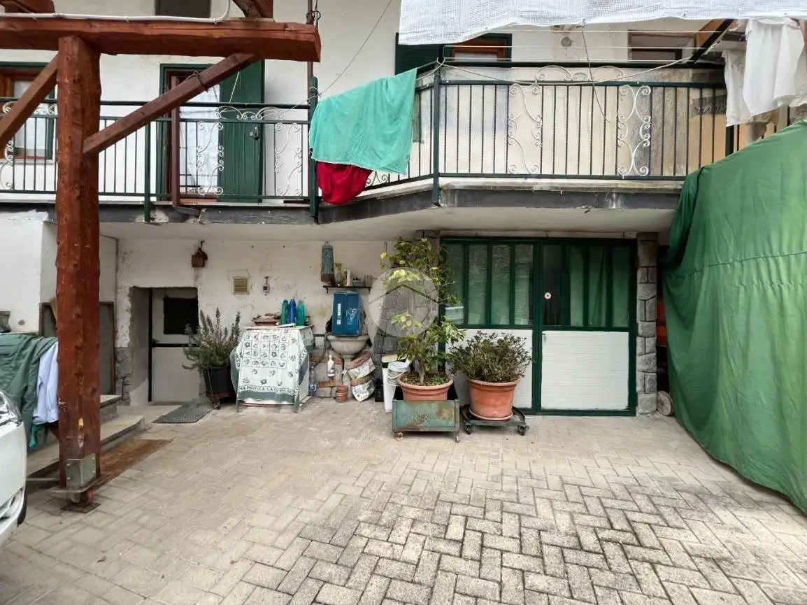 Casa indipendente in vendita a Barge