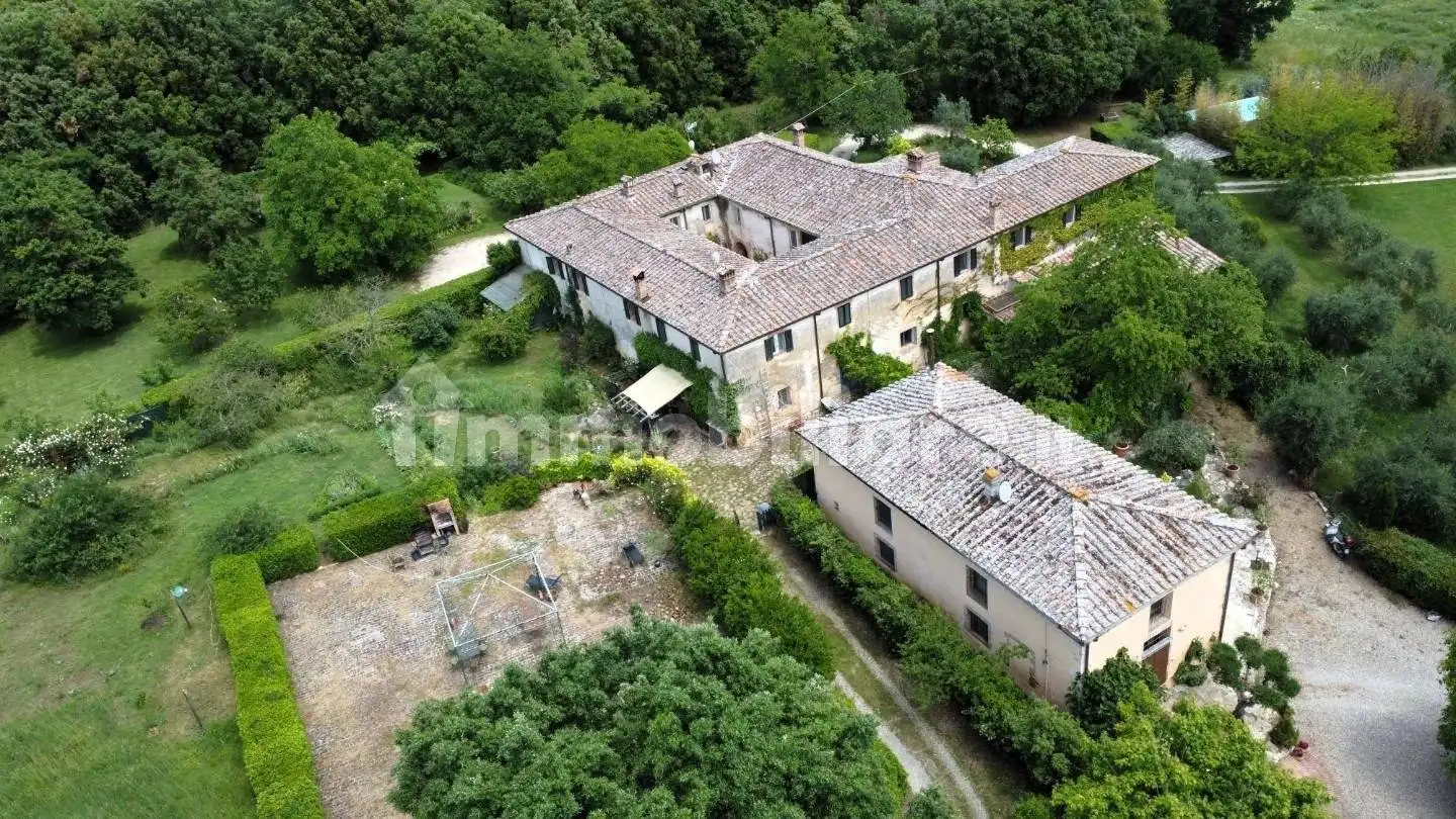 Casa indipendente in vendita a Siena