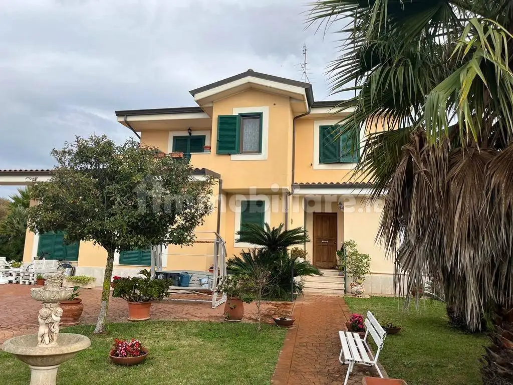 Villa in vendita a Anzio