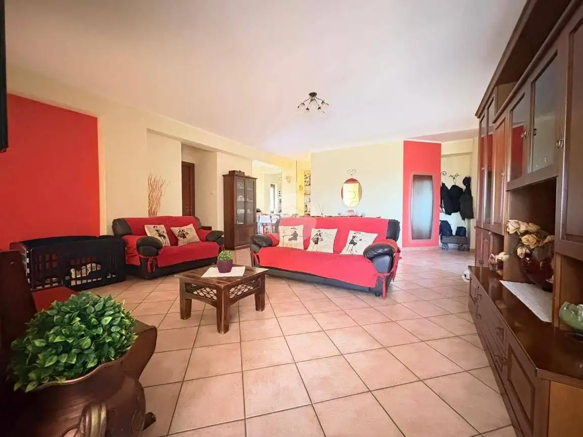 Appartamento in vendita a Rose