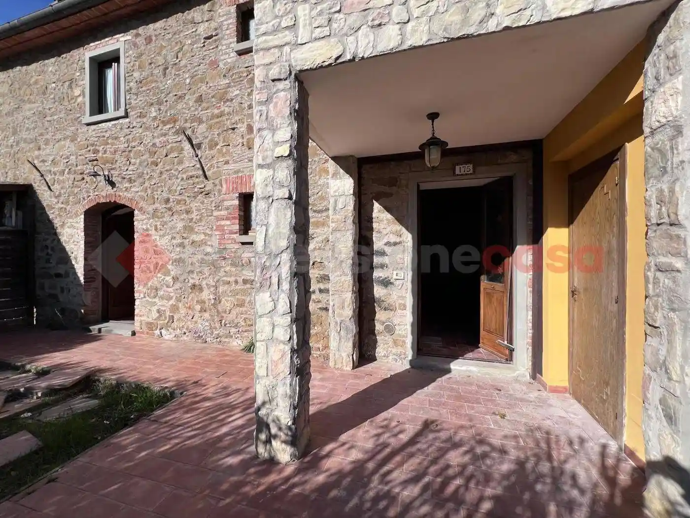 Trilocale via Rodolfo Morandi, Albergo, Civitella in Val di Chiana - foto 2