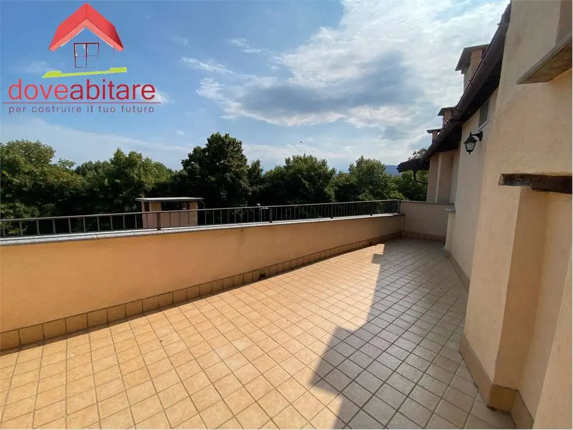 Attico via Mazzini, 30, Centro, Pinerolo - foto 3