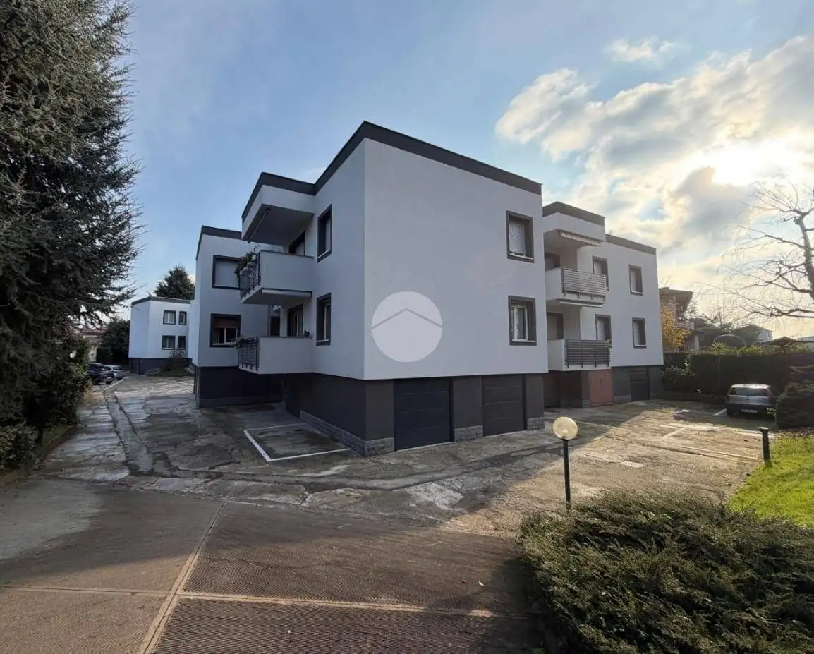 Appartamento in vendita a Pessano con Bornago