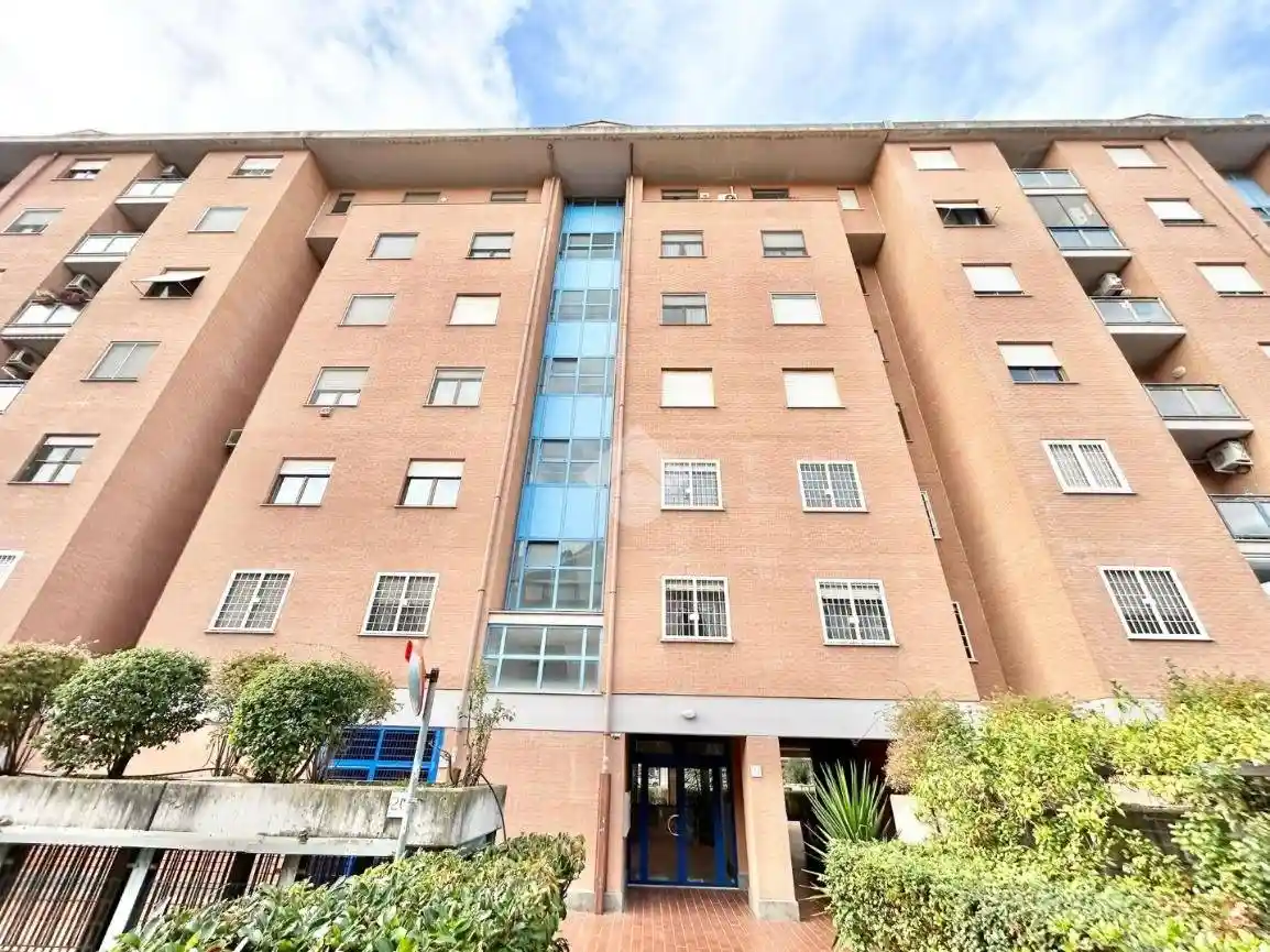 Trilocale via Lucio Lombardo Radice 22, Fonte Laurentina, Roma - foto 2