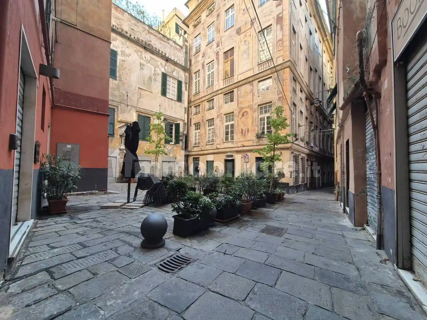 Quadrilocale Vico Valoria 10, Molo, Genova - foto 4