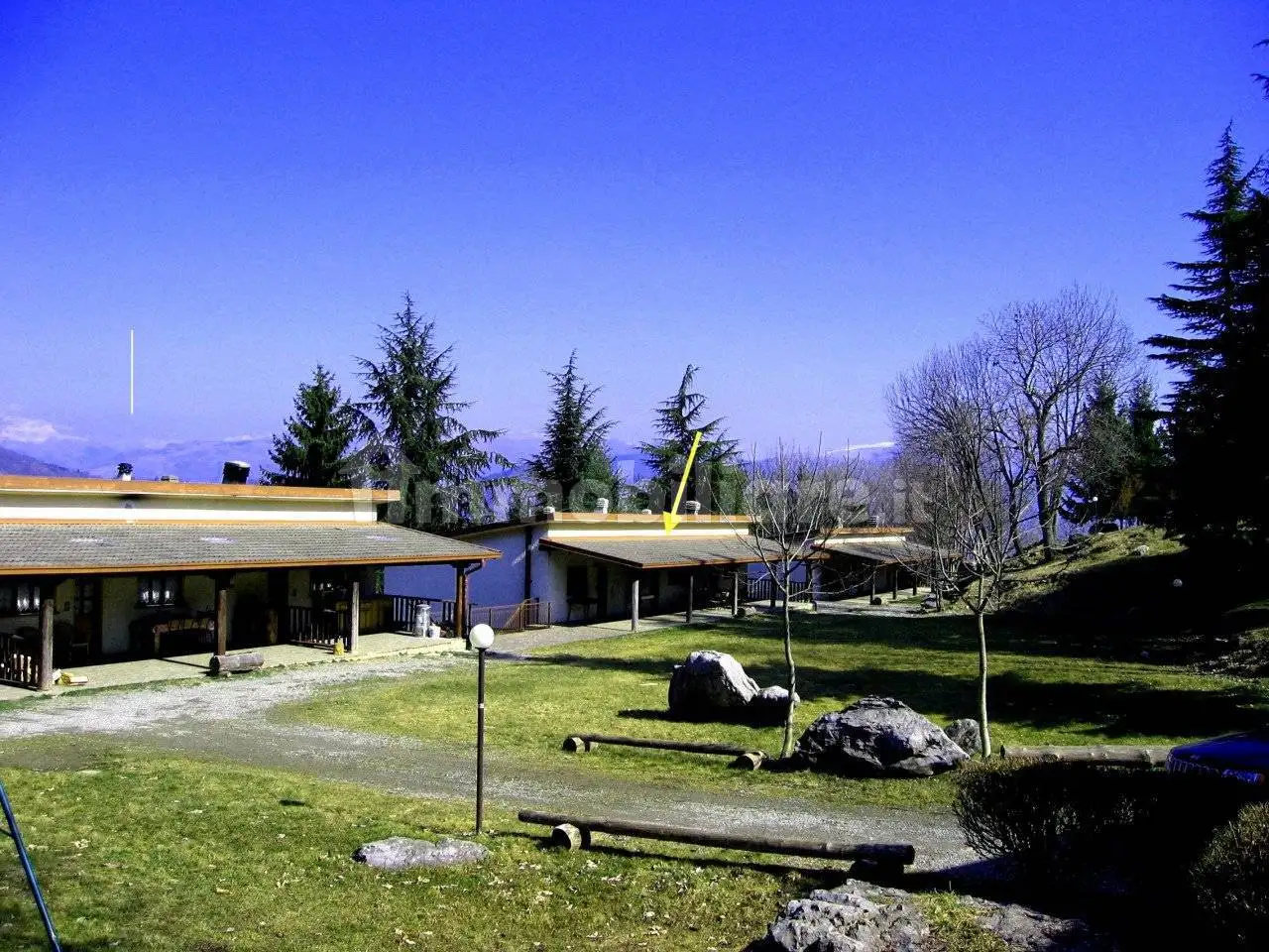 Palazzo - Edificio in vendita a Gaverina Terme